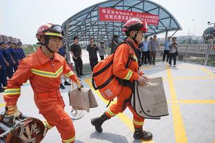 雷竞技官方版苹果下载截图0